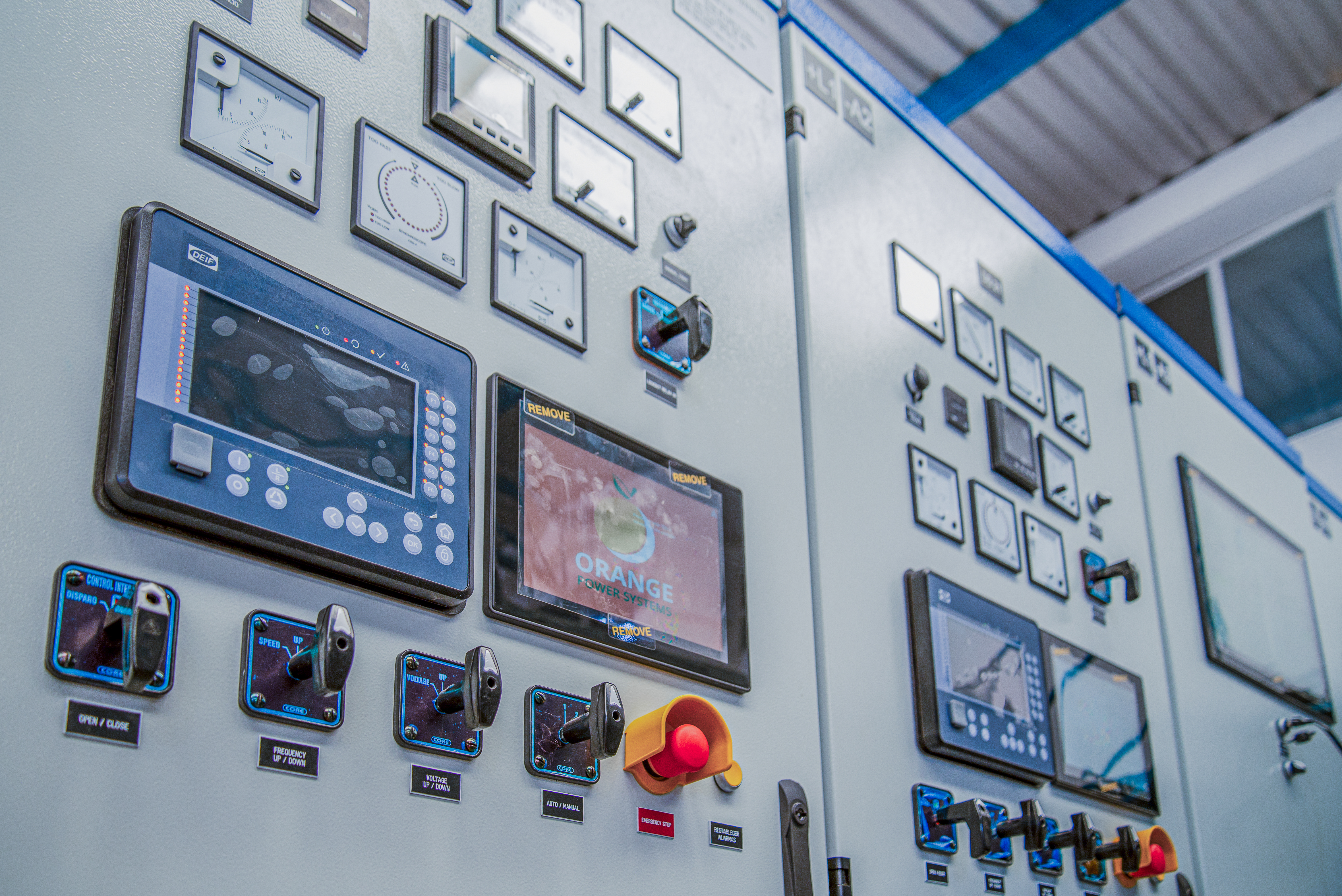 Implementación de sistemas de energía crítica en proyecto 1